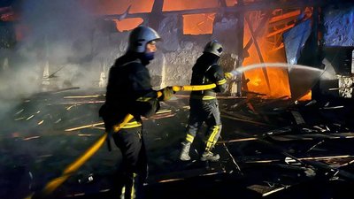 Вибухи на Черкащині 1 жовтня: є влучання по промисловій інфраструктурі Вибухи на Черкащині 1 жовтня: є влучання по промисловій інфраструктурі