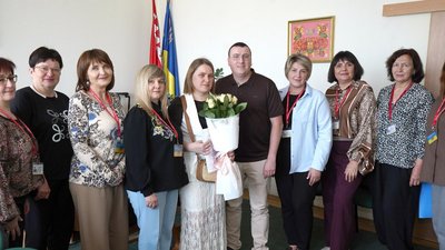 У Вінниці патронатні вихователі взяли на виховання трьох дітей