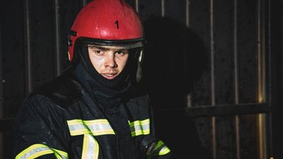 У Тернополі горіло приміщення з виготовлення дерев’яних паливних брикетів У Тернополі горіло приміщення з виготовлення дерев’яних паливних брикетів