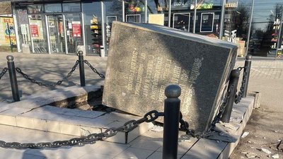 У селі Фонтанка невідомі знесли пам'ятник воїнам-чекістам, які боронили Одесу