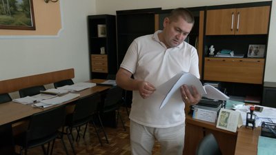 Провалля на мосту у Луцьку засипали. Коли його відремонтують