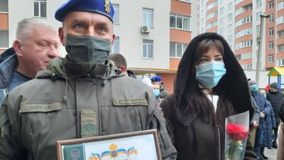 72 родини військовослужбовців Нацгвардії отримали сертифікати на житло в Тернополі 72 родини військовослужбовців Нацгвардії отримали сертифікати на житло в Тернополі