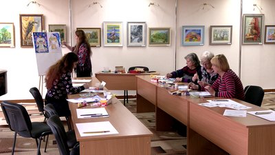 Малювали ангелів: у Рівному відбувся майстерклас до Дня пам'яті Героїв Небесної Сотні Малювали ангелів: у Рівному відбувся майстерклас до Дня пам'яті Героїв Небесної Сотні
