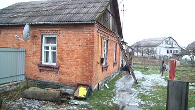 У Житомирі 5 малолітніх дітей повторно вилучили з родини – кілька днів були без нагляду матері У Житомирі 5 малолітніх дітей повторно вилучили з родини – кілька днів були без нагляду матері