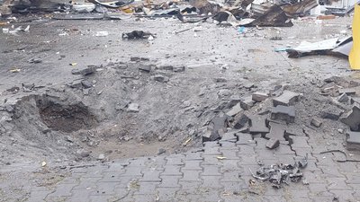 Ракетний удар по АЗС Дніпра. Що відбувається на місці події – фоторепортаж Ракетний удар по АЗС Дніпра. Що відбувається на місці події – фоторепортаж