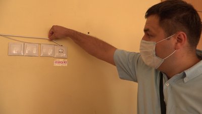 Розетки у класі 19-ї школи Розетки у класі 19-ї школи