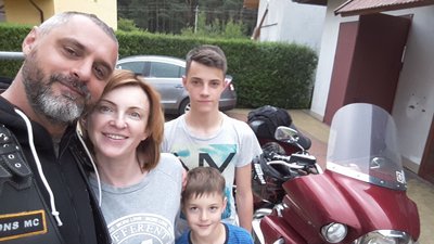 Лікар та батько. Історія львівського гінеколога Вальдемара Надіжка Лікар та батько. Історія львівського гінеколога Вальдемара Надіжка