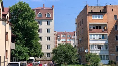 Пошкоджені будинки у Чорткові Пошкоджені будинки у Чорткові