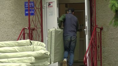 Коронавірусний шпиталь ще облаштовують. Як нині працює Луцький пологовий будинок Коронавірусний шпиталь ще облаштовують. Як нині працює Луцький пологовий будинок