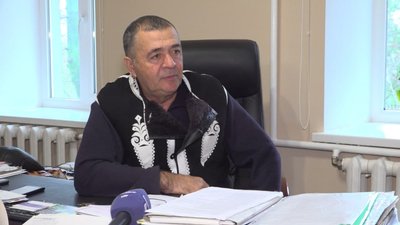 Він має залишитися: на Одещині мешканці села виступають проти знесення пам'ятника Леніну Він має залишитися: на Одещині мешканці села виступають проти знесення пам'ятника Леніну