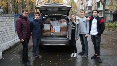 "Торбинки для тваринки": пів тонни корму для тварин у зібрали черкаські школярі