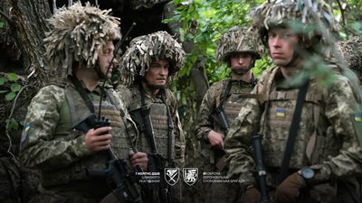 Українська артилерія веде вогонь по окупантах