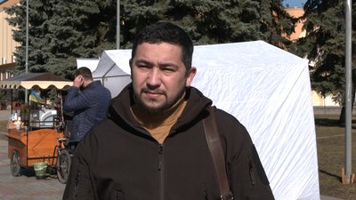 У Рівному волонтери провели благодійною акцію до дня боротьби з туберкульозом У Рівному волонтери провели благодійною акцію до дня боротьби з туберкульозом