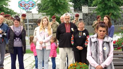 У Житомирі вшанували пам'ять захисників України У Житомирі вшанували пам'ять захисників України