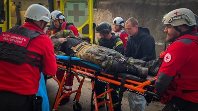 Травмовані внаслідок вибуху: як зараз себе почувають миколаївські рятувальники Травмовані внаслідок вибуху: як зараз себе почувають миколаївські рятувальники