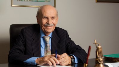 Богдан Гаврлишин, економіст, життя, діяльність, робота, еміграція
