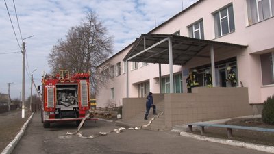 На Черкащині ліцеїсти відпрацьовували дії під час пожежі На Черкащині ліцеїсти відпрацьовували дії під час пожежі