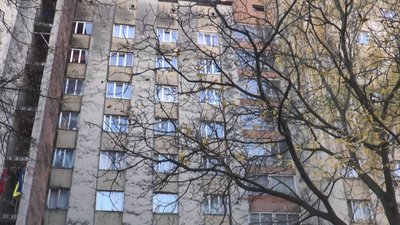 В Івано-Франківську ремонтують гуртожиток для вимушених переселенців на 180 місць