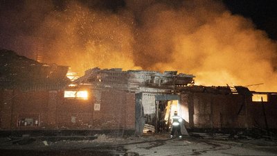 Пожежа на елеваторі у Старокостянтинівській громаді, 6 серпня 2023.