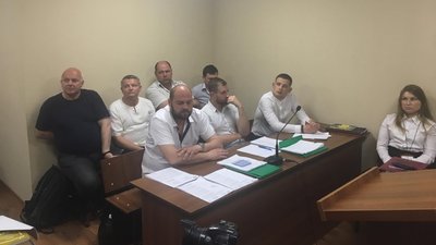 Намет «Все для перемоги» залишається на майдані Свободи. Суд відмовив мерії Намет «Все для перемоги» залишається на майдані Свободи. Суд відмовив мерії