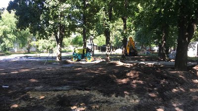 У Житомирі реконструюють сквер на майдані Путятинському У Житомирі реконструюють сквер на майдані Путятинському