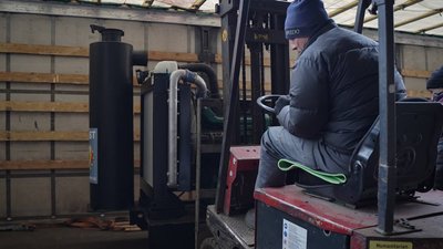 До Полтавщини з-за кордону привезли генератори: скільки та для кого вони До Полтавщини з-за кордону привезли генератори: скільки та для кого вони