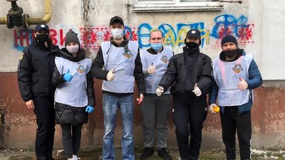 Орнаментом вишивки по наркотикам – у Житомирі триває акція з протидії поширенню наркоманії Орнаментом вишивки по наркотикам – у Житомирі триває акція з протидії поширенню наркоманії