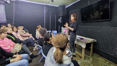 Сотня людей у Луцьку прийшли на навчання з домедичної та психологічної допомоги Сотня людей у Луцьку прийшли на навчання з домедичної та психологічної допомоги