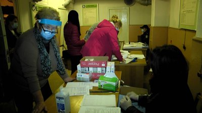 У Житомирі виборчі комісії отримали засоби захисту та дезінфекції для роботи на виборах