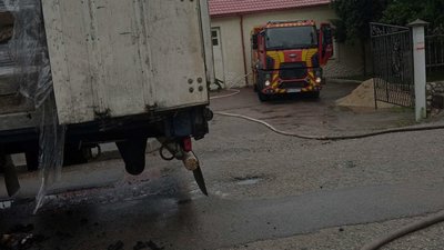 Ця подія трапилася біля пожежної частини Почаєа Ця подія трапилася біля пожежної частини Почаєа