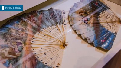 В одеському музеї створили перший в Україні каталог віял В одеському музеї створили перший в Україні каталог віял