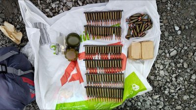 У Франківську на залізничному вокзалі поліцейські вилучили в пасажирів поїзда патрони та гранати