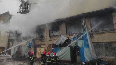 У Львові горять складські приміщення. Що відомо У Львові горять складські приміщення. Що відомо