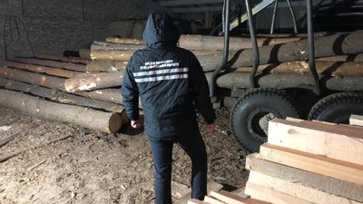 На Львівщині затримали директора лісгоспу На Львівщині затримали директора лісгоспу