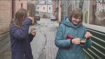 У Вінниці стартувала акція "В свою чашку" У Вінниці стартувала акція "В свою чашку"