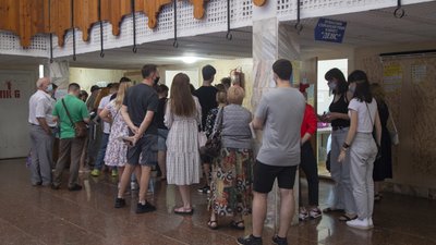 У Чернівцях масово щепили від коронавірусу жителів одного з ОСББ У Чернівцях масово щепили від коронавірусу жителів одного з ОСББ