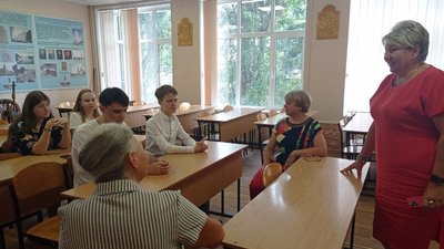 "Потрібно поставити мету і йти до неї". Історії сумських випускників, котрі склали мультипредметні тести на 200 балів "Потрібно поставити мету і йти до неї". Історії сумських випускників, котрі склали мультипредметні тести на 200 балів