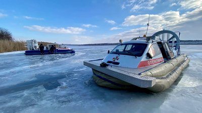 На Запоріжжі ДСНСники врятували рибалку на Каховському водосховищі На Запоріжжі ДСНСники врятували рибалку на Каховському водосховищі