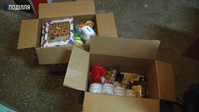 Хмельницькі волонтери відвантажили нову передачу воїнам на Схід України