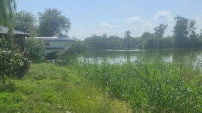 У Миргороді з водойми дістали тіло чоловіка