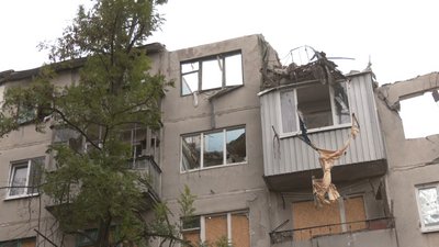 Будинок п’ятиповерхівка обстріли ремонт Слов’янськ Донецька область Будинок п’ятиповерхівка обстріли ремонт Слов’янськ Донецька область