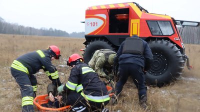 На Чернігівщині силовики тренувалися запобіганню прориву кордону з Білоруссю На Чернігівщині силовики тренувалися запобіганню прориву кордону з Білоруссю