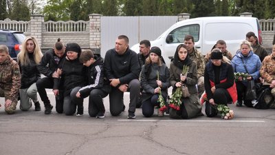 У Житомирі попрощалися з військовослужбовцем з Луганщини