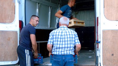 Тушкованки, консервація та маскувальні сітки: з Вінниччини відправлять гумвантаж на Харківщину Тушкованки, консервація та маскувальні сітки: з Вінниччини відправлять гумвантаж на Харківщину