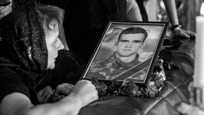 На Закарпатті попрощалися із полеглим на війні сержантом Іваном Чорієм