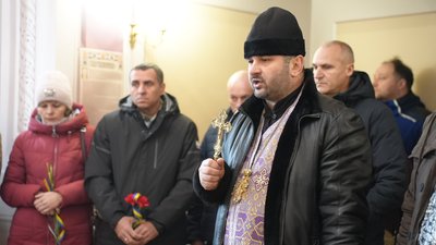 В Сумах поховали з двох захисників України В Сумах поховали з двох захисників України
