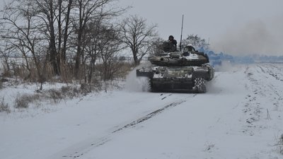 На Херсонщині танкові підрозділи ЗСУ провели навчання