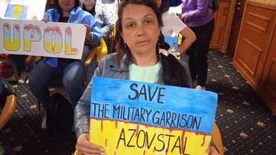 У Кривому Розі відбулася акція Save the military of Mariupol У Кривому Розі відбулася акція Save the military of Mariupol