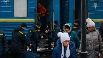 На Тернопільщину прибули переселенці з Донецької та Луганської областей На Тернопільщину прибули переселенці з Донецької та Луганської областей