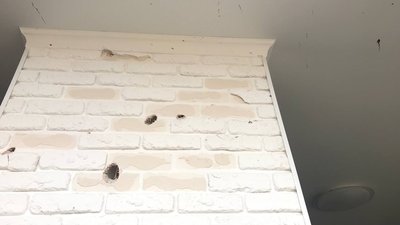 Російські обстріли в Одесі: три будинки пошкоджені, одна людина отримала поранення. ФОТО Російські обстріли в Одесі: три будинки пошкоджені, одна людина отримала поранення. ФОТО
